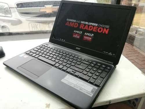 *Gaming Spec* ACER ASPIRE 572g*i7-4500U*8GB RAM*1000GB HDD*RADEON R7*HD DISPLAY*DVD WRITER*GREAT!!*